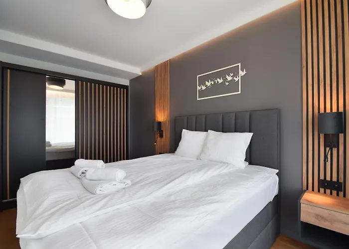 Rentplanet - Kasprowicza Apartment